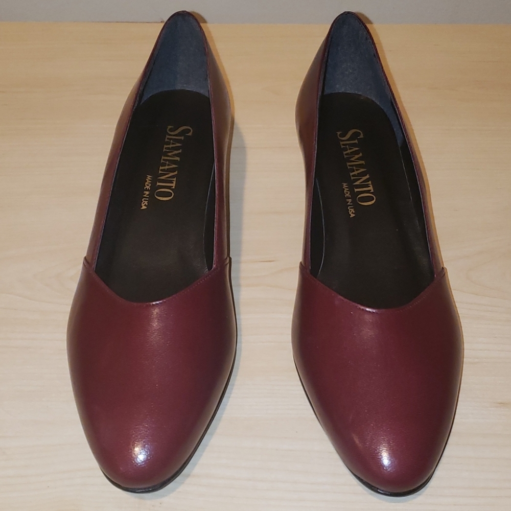 Siamanto Troy Merlot Pump Size 7